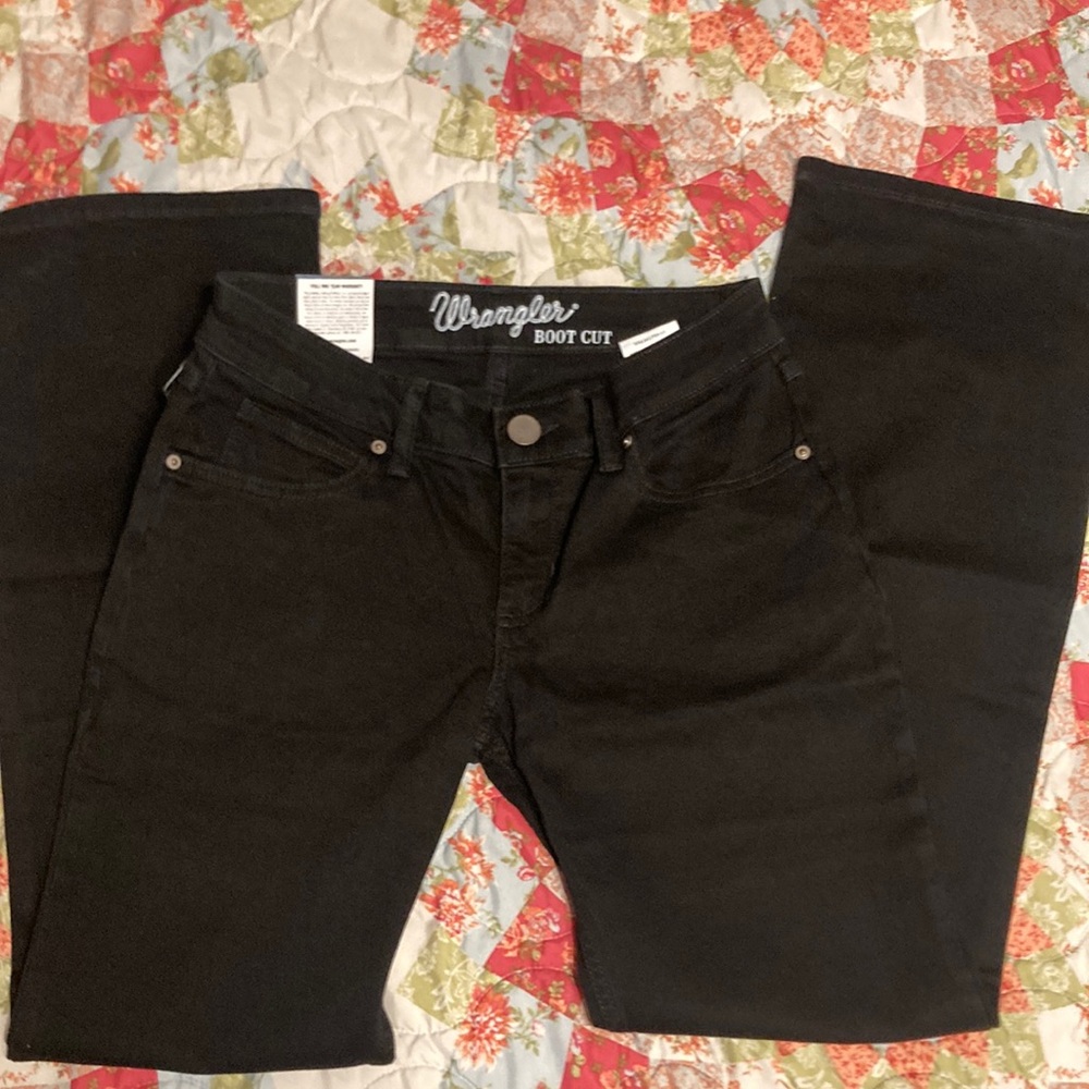 Wrangler Black Boot Cut Jeans Woman’s size 5 -28/30
